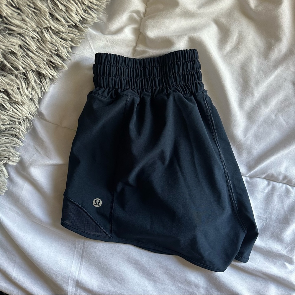 Lululemon Hotty Hot shorts!
